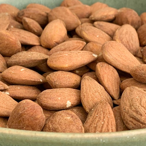 Almendra Natural con Piel